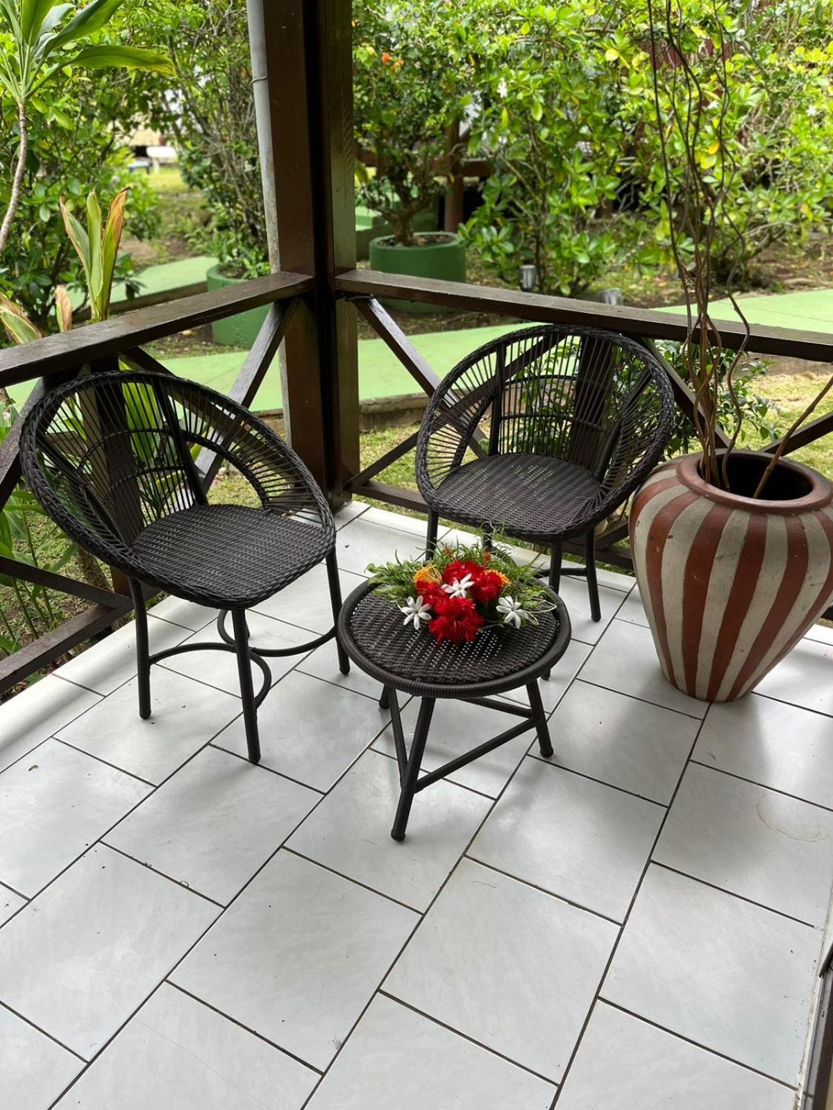 Pension Hibiscus Taha'A Vaitoare  Exterior foto